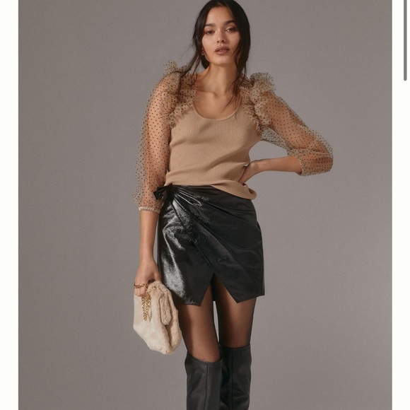 Anthropologie neutral top with sheer sleeves - Picture 5 of 7